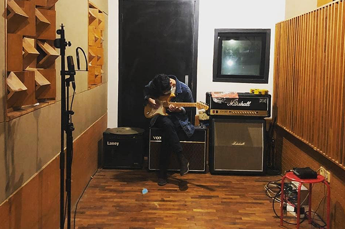 Marcel Thee (Sajama Cut, Roman Catholic Skulls, Strange Mountain, The Knife Club)