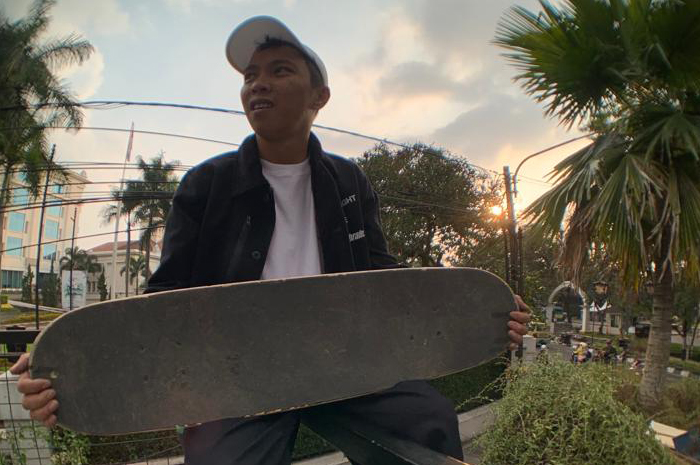 Adymas Haryo (Blab Bandung, This That Media, Skateboarder)