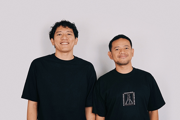 Hijack Sandals (Fahmi & Zaki)