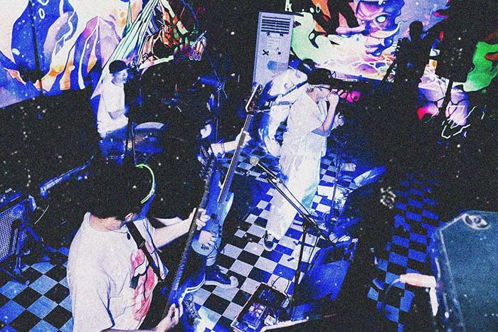 Bleach Merilis Video Lirik dan Merchandise Ice Cold